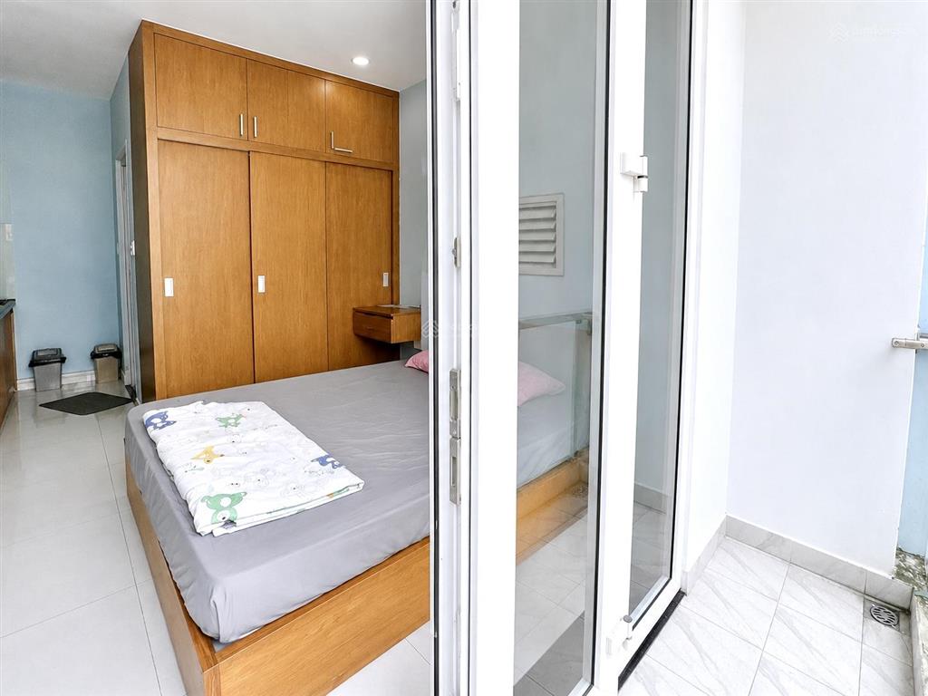 Trống sẵn, căn hộ cho thuê đầy đủ nội thất, có thang máy ngay cư xá bắc hải