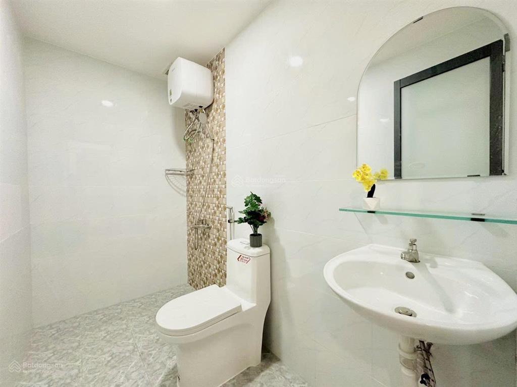 Căn hộ có gác  40m2  ko giới hạn người ở cạnh đh y dược, đh bách khoa tp.hcm
