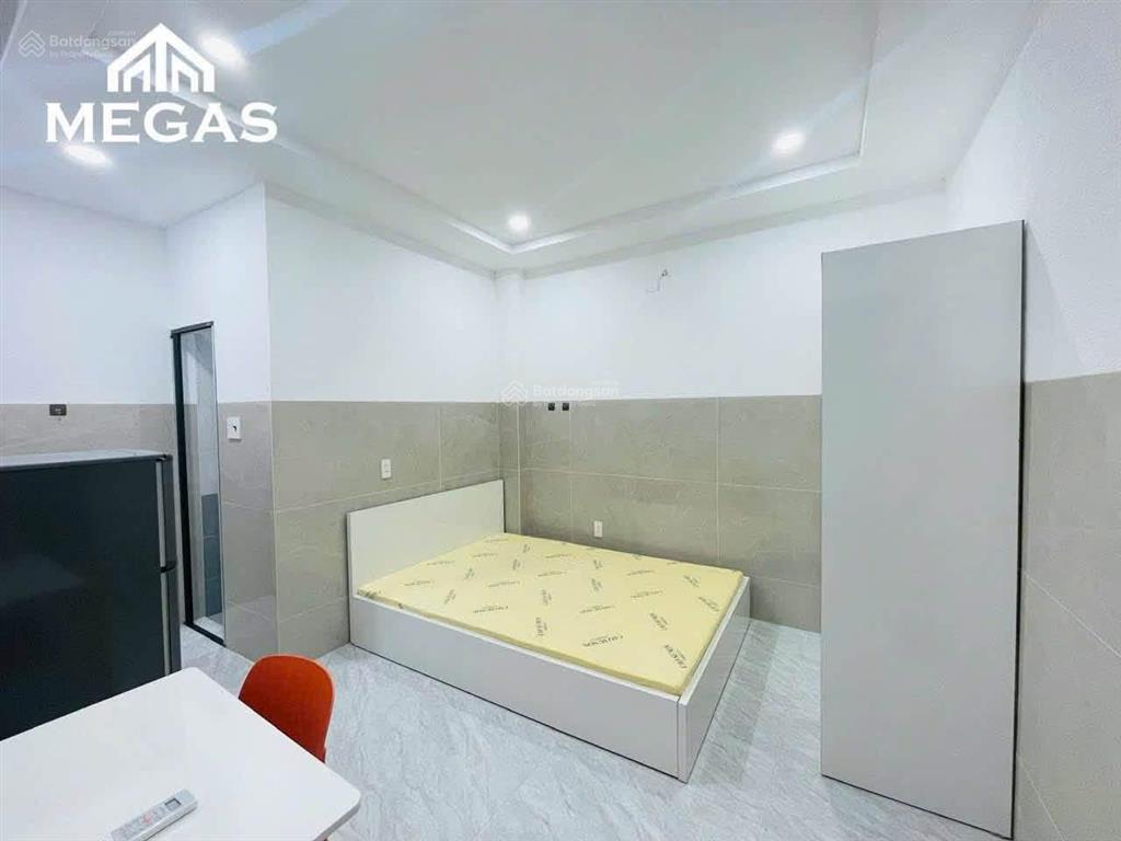 Cho thuê phòng đầy đủ nội thất, có thang máy giá sinh viên đối diện đh bách khoa q10
