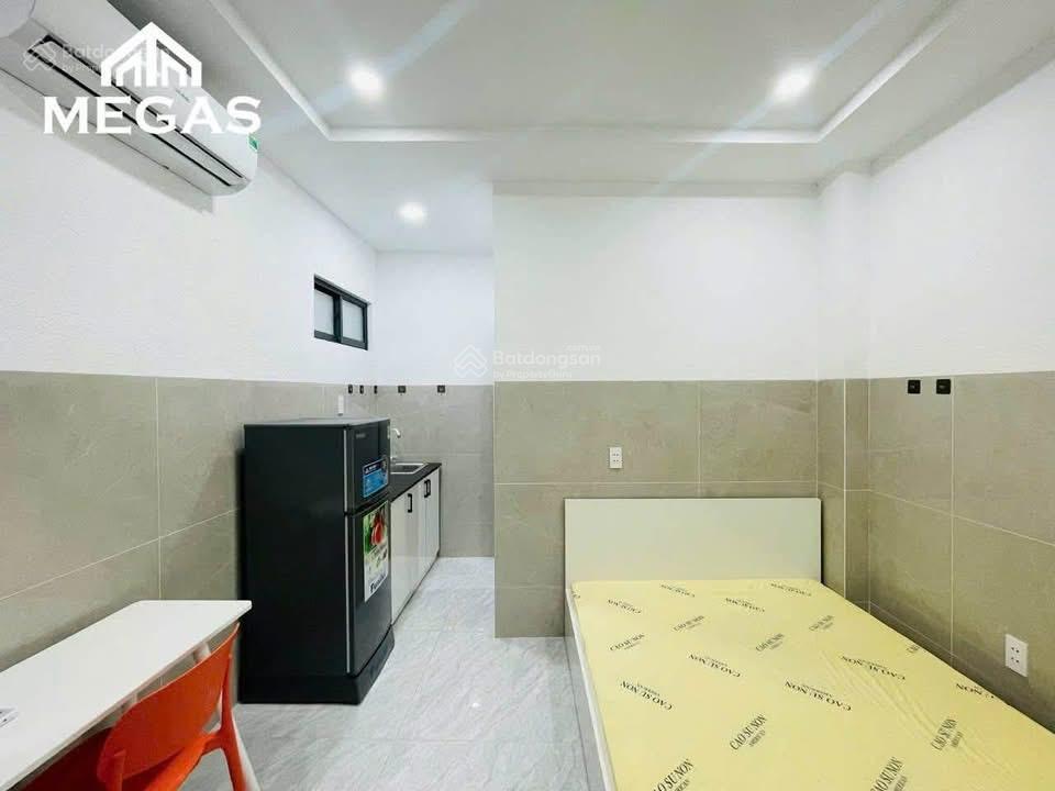 Cho thuê phòng đầy đủ nội thất, có thang máy giá sinh viên đối diện đh bách khoa q10