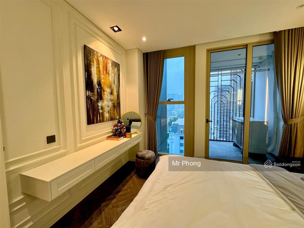 Siêu hot! cho thuê căn hộ to nhất đẹp nhất dự án star city 23 lê văn lương 3 ngủ full 155m2 giá rẻ