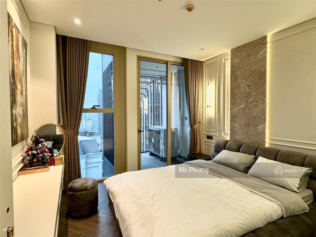 Siêu hot! cho thuê căn hộ to nhất đẹp nhất dự án star city 23 lê văn lương 3 ngủ full 155m2 giá rẻ