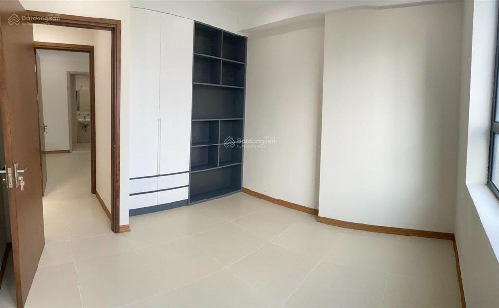 Cho thuê căn hộ handiresco 31 lê văn lương, 2 phòng ngủ, đồ cơ bản, làm văn phòng, giá 12,5 triệu