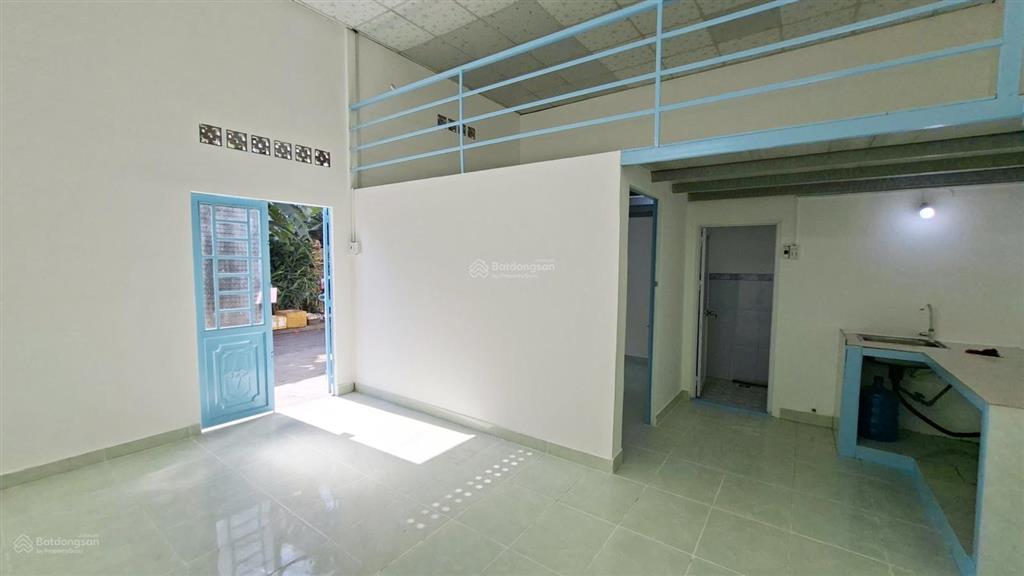 Cho thuê nhà căn góc  hẻm xe hơi 8m  tam đa, trường thạnh, quận 9 cũ