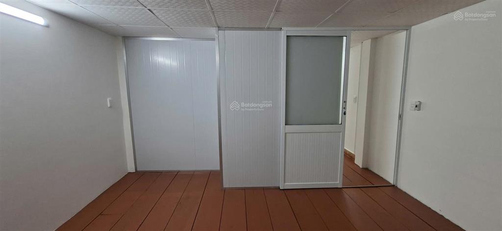 Cho thuê nhà mặt tiền đường số 9 tam đa, 3pn 73,7m² 2 tầng long trường