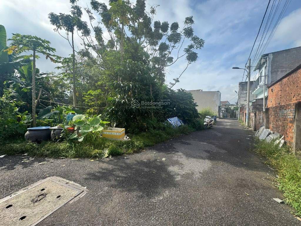 Bán đất lô góc hẻm xe hơi  56.6m² (4 x 14.77)  sát mặt tiền nguyễn xiển ngay vinhomes grand park