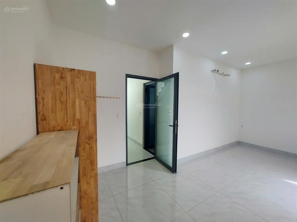 Cho thuê nhà đẹp  hẻm xe hơi 62m2 3 tầng hoàng hữu nam, quận 9