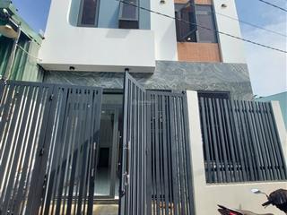 Cho thuê nhà đẹp  hẻm xe hơi  62m  3 tầng  hoàng hữu nam, quận 9