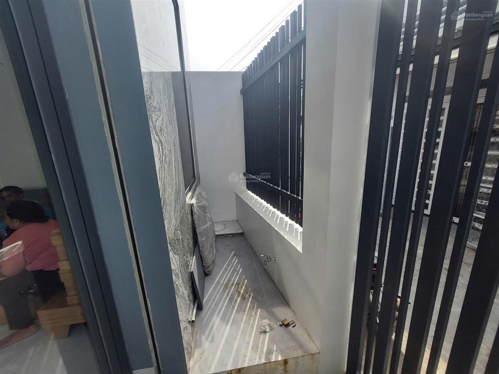 Cho thuê nhà đẹp  hẻm xe hơi 62m2 3 tầng hoàng hữu nam, quận 9