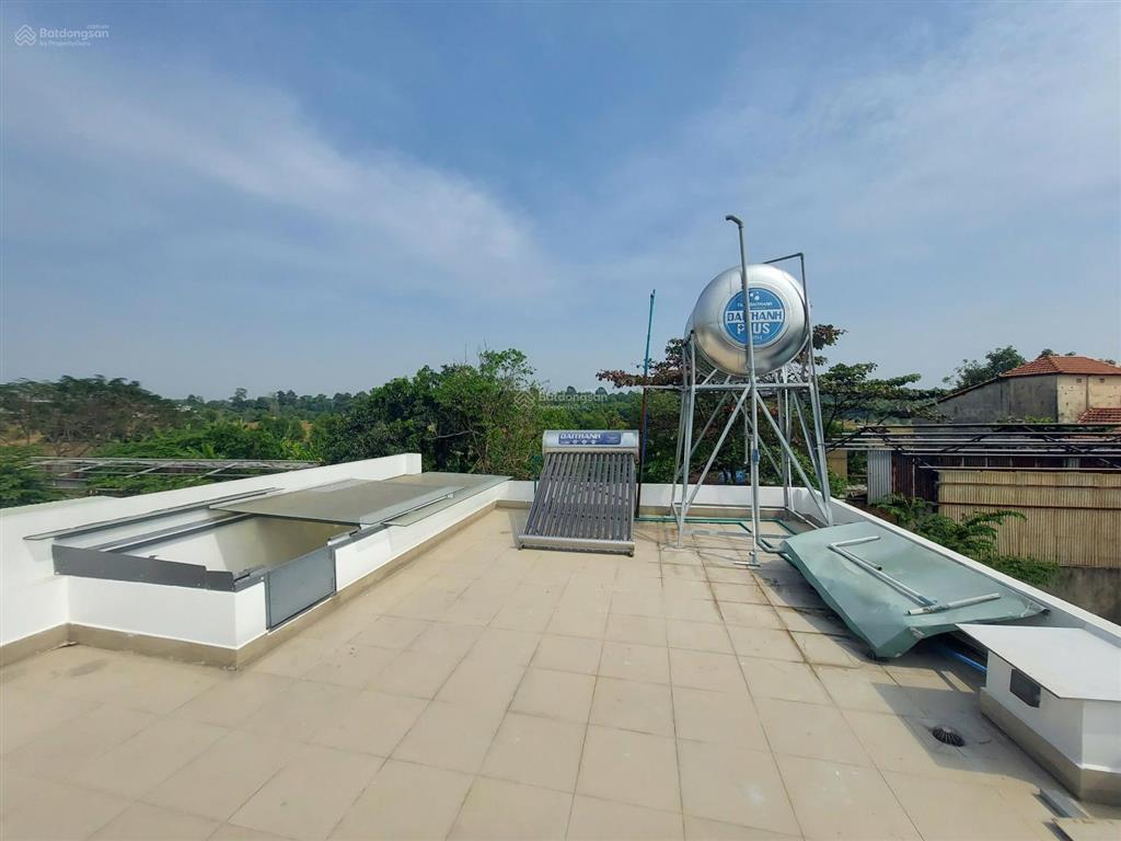 Cho thuê nhà đẹp  hẻm xe hơi 62m2 3 tầng hoàng hữu nam, quận 9