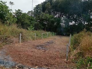 Bán lô đất 5x32.4m full thổ cư khu bàn cơ dân cư đông. giá 950 triệu