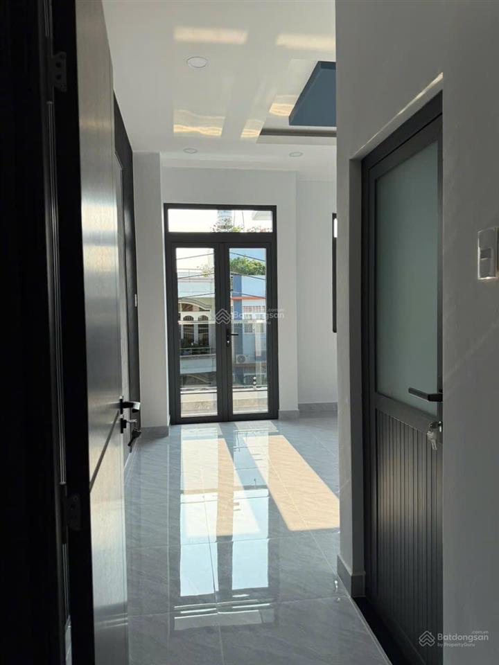 Bán nhà 4x17m 6 tấm 6pn 8wc mặt tiền đs8  bình tân  giá 10.5 tỷ