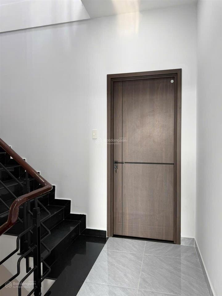 Bán nhà 4x17m 6 tấm 6pn 8wc mặt tiền đs8  bình tân  giá 10.5 tỷ