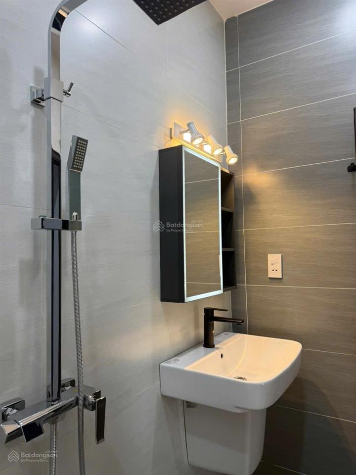 Bán nhà 4x17m 6 tấm 6pn 8wc mặt tiền đs8  bình tân  giá 10.5 tỷ