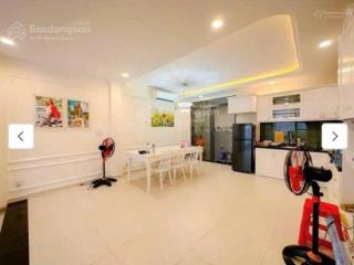 Nhà 3 lầu 4pn 5wc hoàng quốc việt