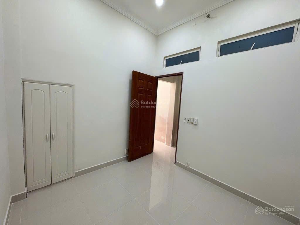 Nhà hẻm đường 17 tân thuận tây, trệt lầu 3pn