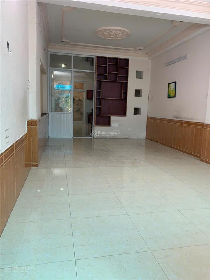 Nhà trệt lầu dt 4x20m, mặt tiền đường 24m