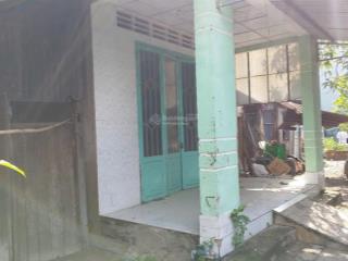 Nhà cấp 4 bờ kè khu phố 5, thị trấn mỏ cày