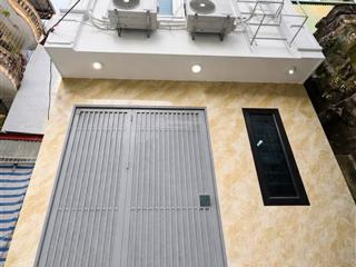 Bán nhà 6 tầng đức diễn giá chỉ 9.89 tỷ lô góc thang máy dòng tiền 40tr/