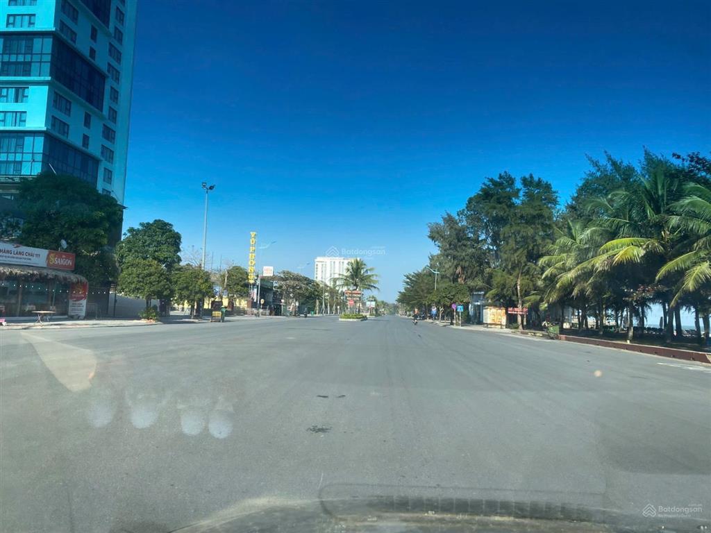 Gd cần bán nhanh cặp tđc quảng trường biển sầm sơn bên cạnh khu nhạc nước phố đi bộ,lô 2 đường hồ x