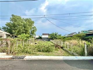 Gđ cần bán miếng đất đẹp mt nguyễn viết xuân, trung tâm tt củ chi, tp.hcm