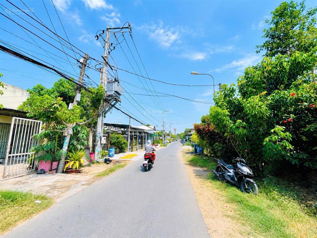 Chủ gửi bán nhanh dãy trọ ngay chợ việt kiều, củ chi, 12 phòng + 2 kiot có thu nhập ổn định