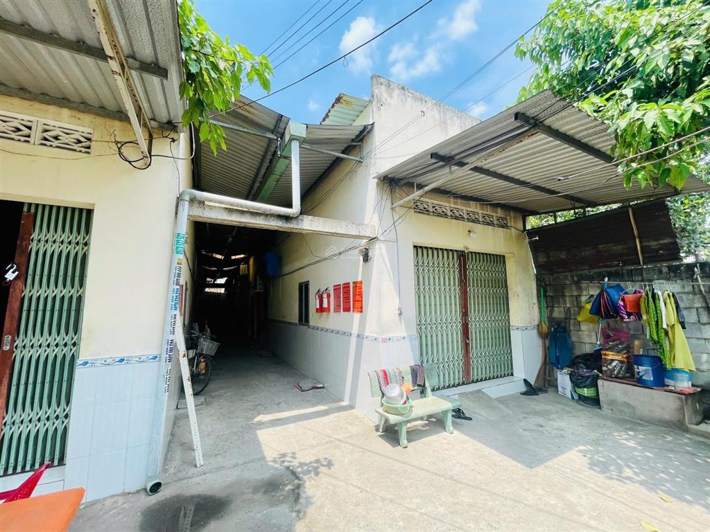 Chủ gửi bán nhanh dãy trọ ngay chợ việt kiều, củ chi, 12 phòng + 2 kiot có thu nhập ổn định