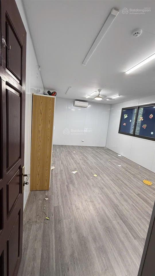 Cho thuê nhà ngõ khuất duy tiến 70m2, 6 tầng, 8 phòng ngủ  đường ô tô tránh  làm văn phòng