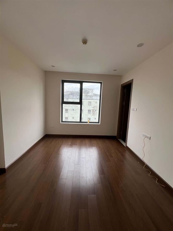 Cho thuê chcc handiresco ngõ 67 phùng khoang 70m2, nội thất chủ đầu tư  căn góc thoáng  ở ngay