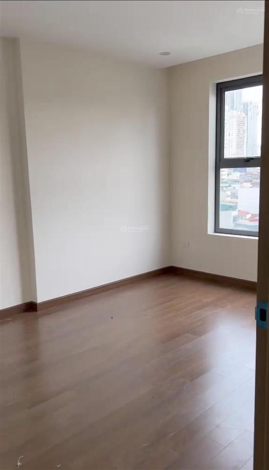 Cho thuê chcc handiresco ngõ 67 phùng khoang 70m2, nội thất chủ đầu tư  căn góc thoáng  ở ngay