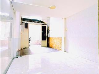 Hiếm có  hoà hưng quận 10 gần mặt tiền  29m2 3 tầng nở hậu chỉ 4 tỷ 8