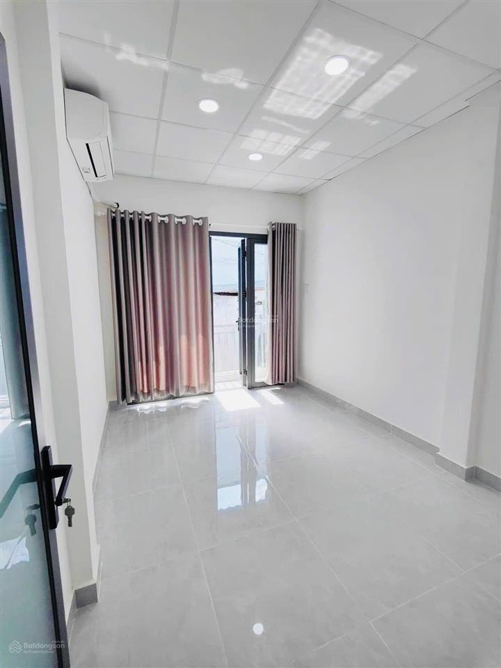 Nhà mới sẵn dòng tiền  võ văn kiệt quận 1  19m6 3 tầng 2 pn chỉ 3 tỷ 75