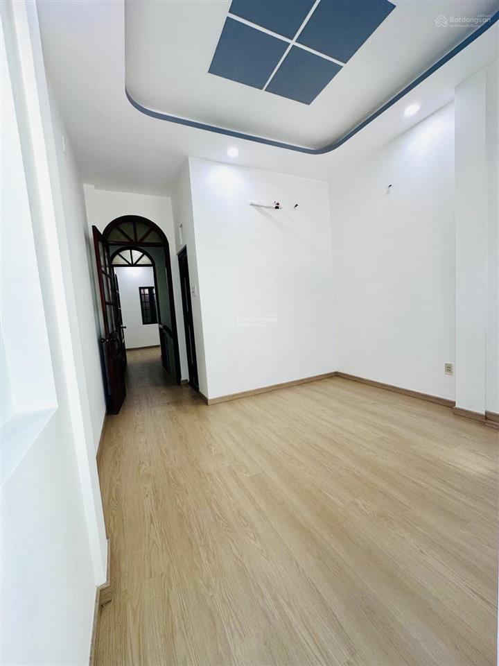 Nhà đẹp quận 10 cạnh phố đi bộ  33m2 4 tầng btct 5 pn chỉ 7 tỷ 4