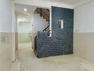 Hẻm 4m cạnh mặt tiền trần phú quận 5  39m2 ngang 3m6 5 tầng 7 pn  8 tỷ 8