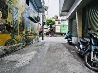 1 đời chủ  lô góc cạnh mt lê hồng phong q10  38m2 ngang 4m 2 tầng  6 tỷ 85