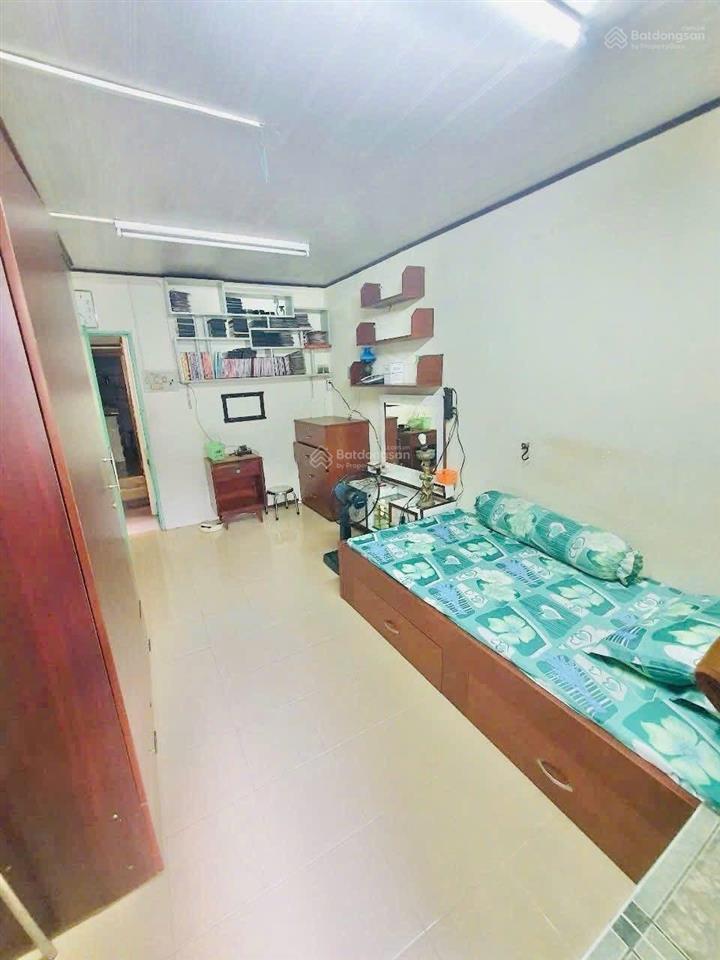 Gấp bán  nhà nguyễn trãi quận 1 42m2 3 tầng 5 pn  7 tỷ 2 thương lượng