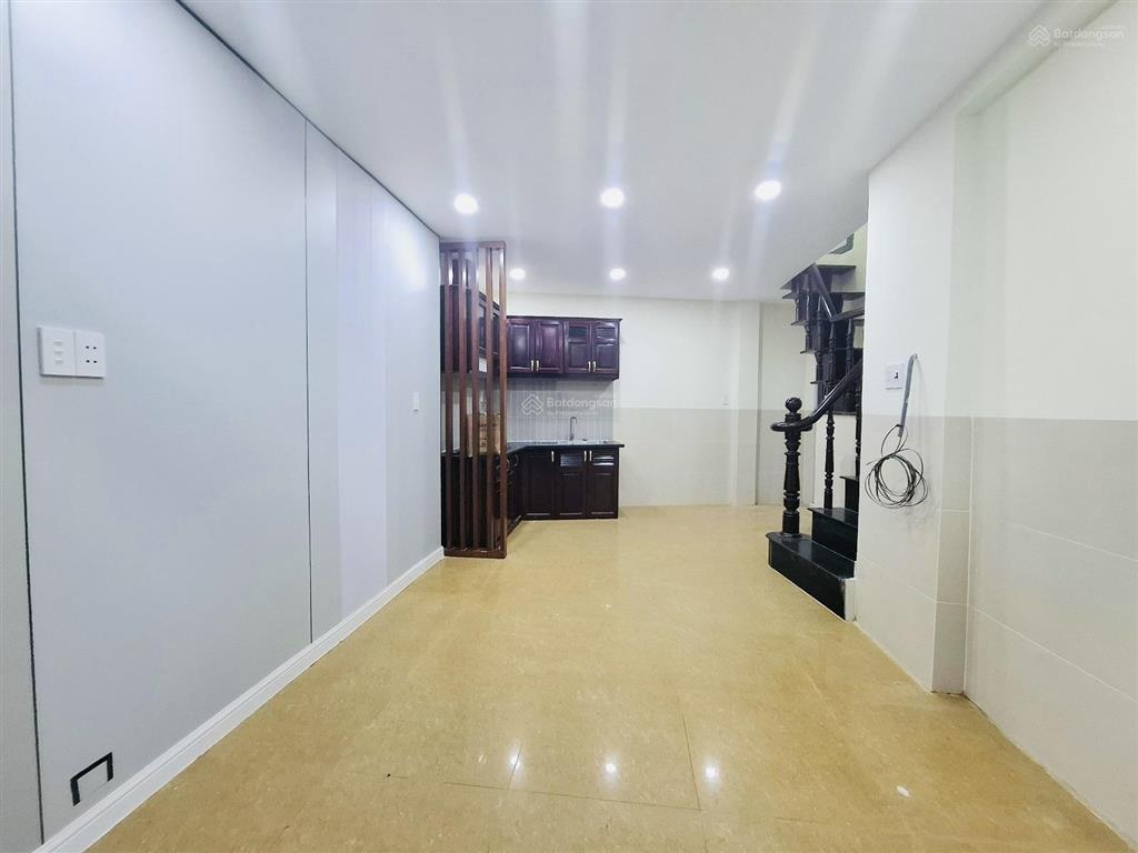Gần phố tây  trần hưng đạo quận 1  26m2 ngang 3m6 3 tầng 2 pn  5 tỷ 15
