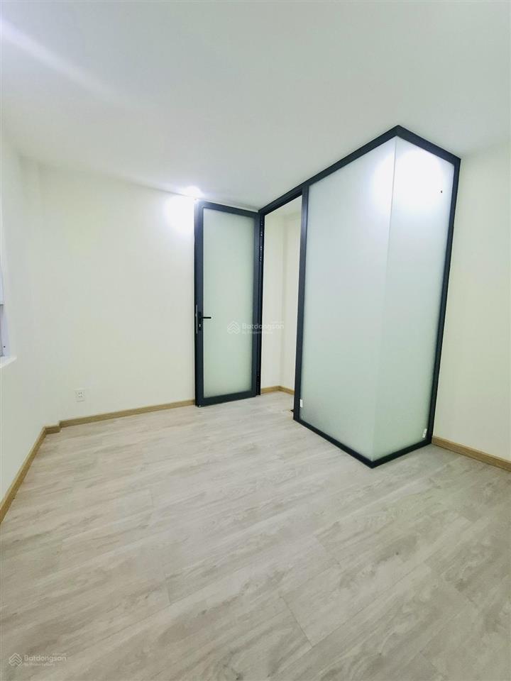 Gần phố tây  trần hưng đạo quận 1  26m2 ngang 3m6 3 tầng 2 pn  5 tỷ 15