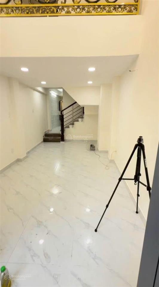 Nhà đẹp  hxh lê hồng phong quận 10 39m2 5 tầng 5 pn  8 tỷ x