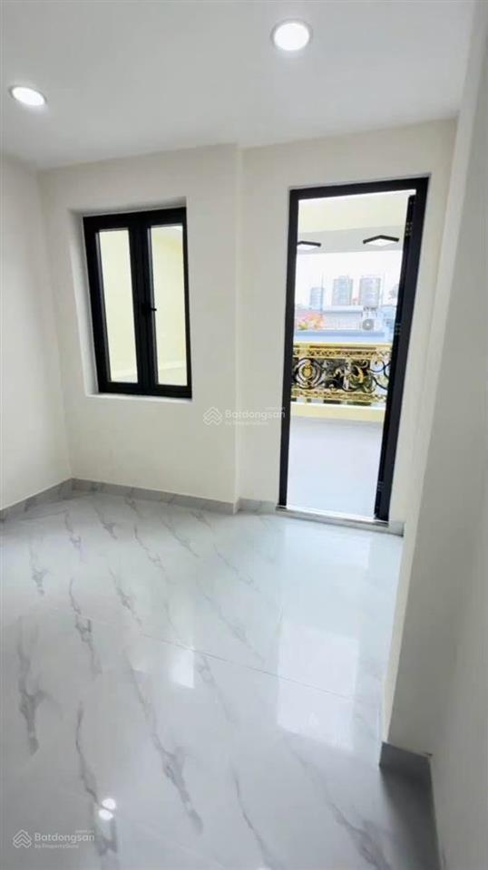 Nhà đẹp  hxh lê hồng phong quận 10 39m2 5 tầng 5 pn  8 tỷ x