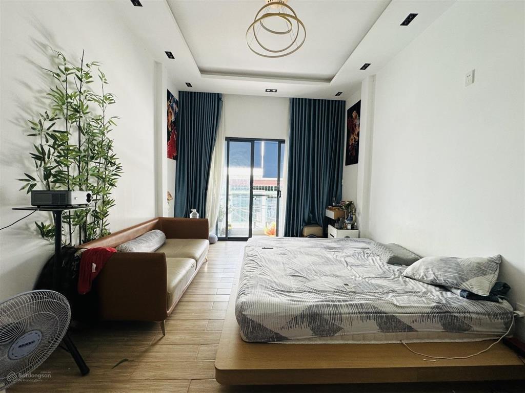 Nhà đẹp hẻm 4m thông  lê hồng phong quận 10  46m2 ngang 4m 3 tầng 3 pn  chỉ 9 tỷ 2