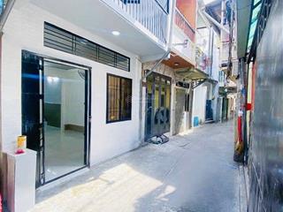 Giá tốt  hẻm 3m gần mt 71 trần phú quận 5  23m2 ngang 3m45 3 tầng  chỉ 4.9 tỷ