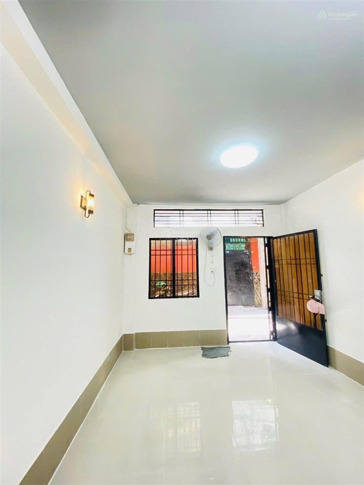 Giá tốt  hẻm 3m gần mt 71 trần phú quận 5  23m2 ngang 3m45 3 tầng  chỉ 4.9 tỷ