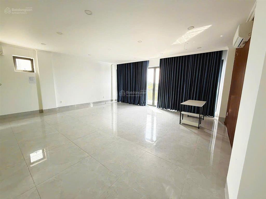 Văn phòng kđt vạn phúc giá cạnh tranh