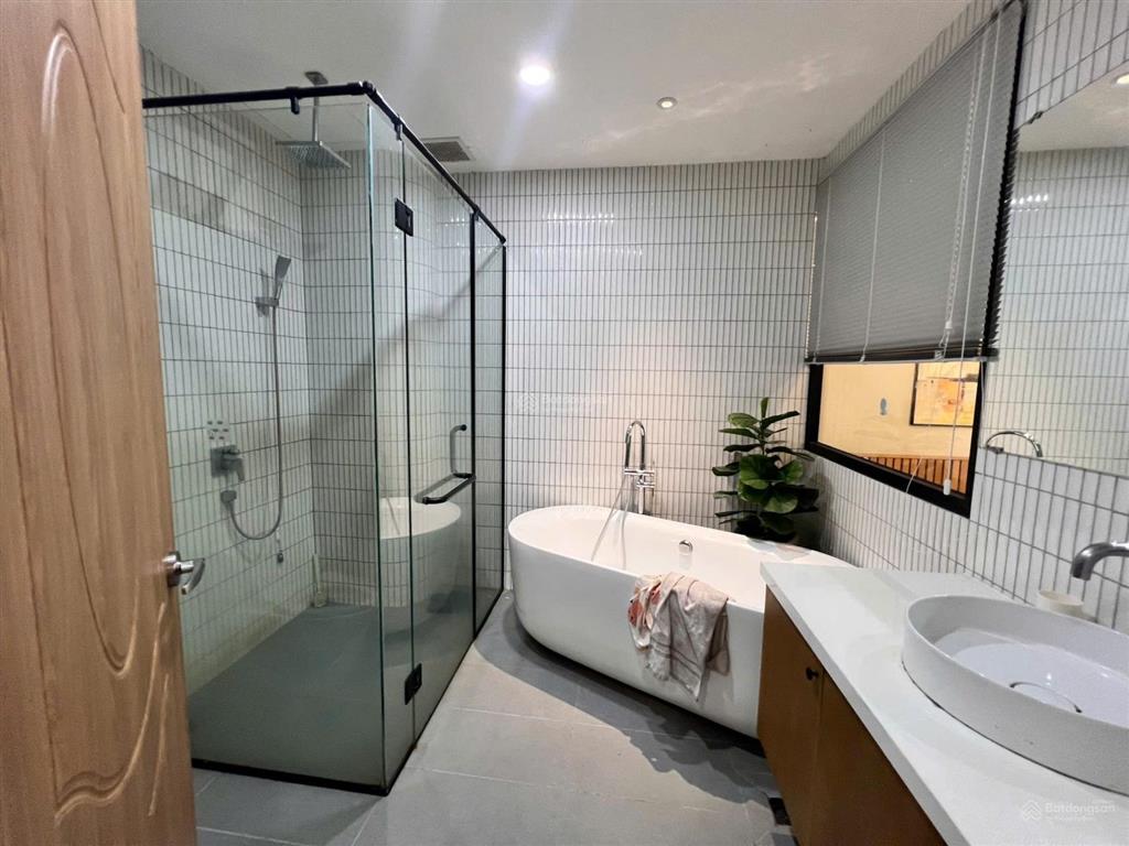 Chdv full nội thất trong kđt vạn phúc giá 12tr 100m2