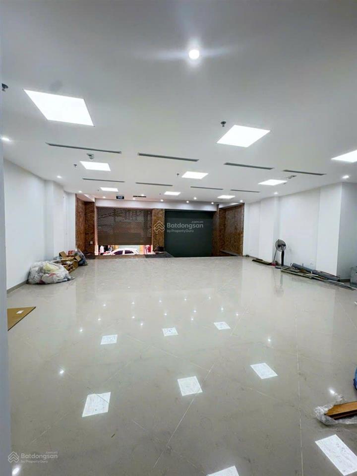 Thuê nhanh  nhà mặt phố trung phụng cực đẹp