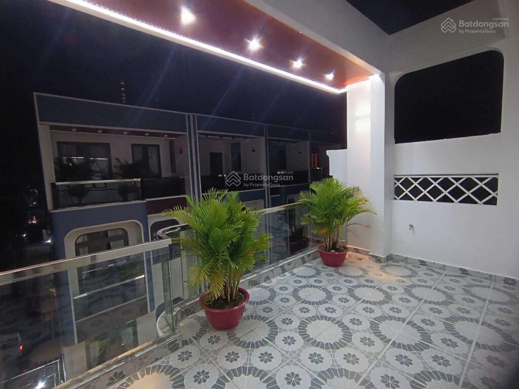 Nhà phố kinh doanh dòng tiền chỉ 9.5 tỷ, sổ sẵn nhận nhà khai thác ngay