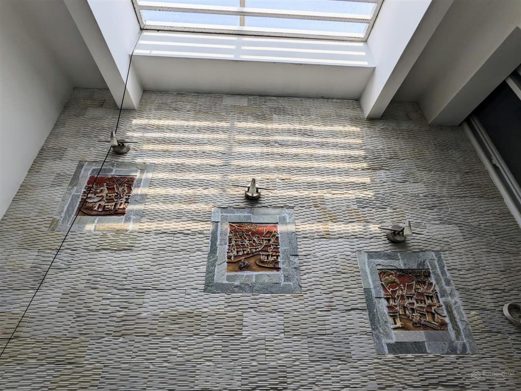 Cho thuê phòng 01 pn balcon thoáng gần đh văn lang gigamall