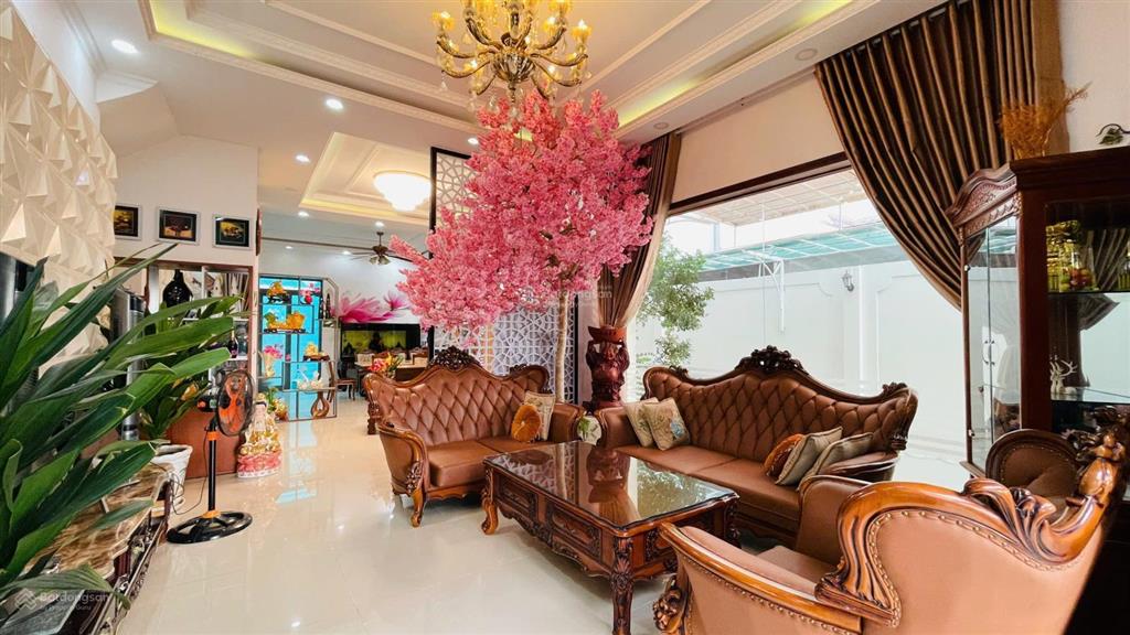 Bán biệt thự kđt phước long nội thất xịn có thang máy giá rẻ