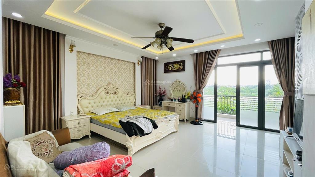 Bán biệt thự kđt phước long nội thất xịn có thang máy giá rẻ